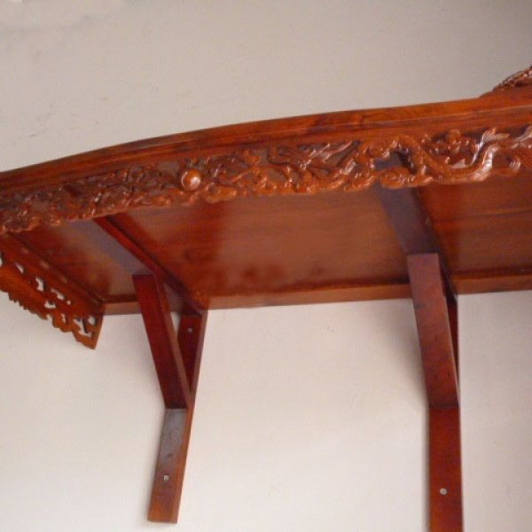 Bàn thờ treo tường chạm rồng dài 107 cm