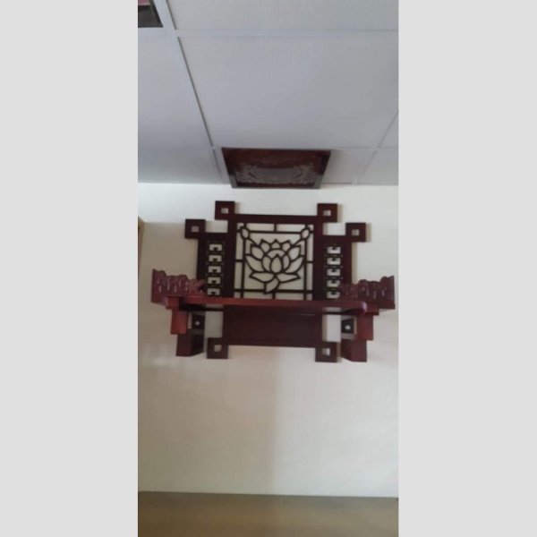 Bàn thờ treo tường hiện đại -BTT07